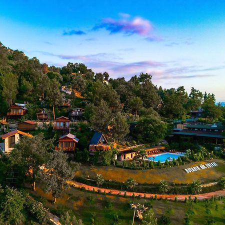Botanik Goel Evleri Hotel Bucak Екстериор снимка