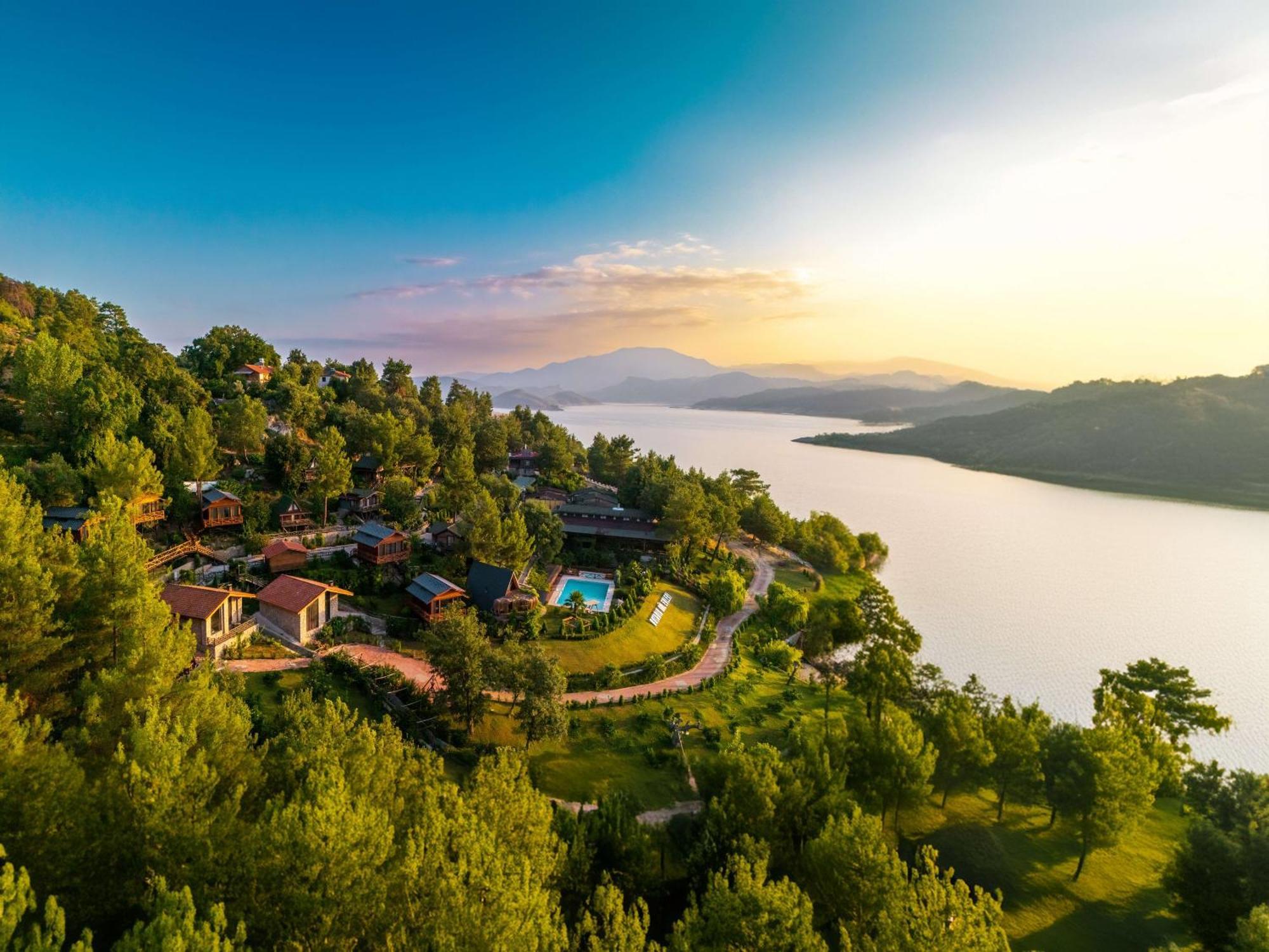 Botanik Goel Evleri Hotel Bucak Екстериор снимка