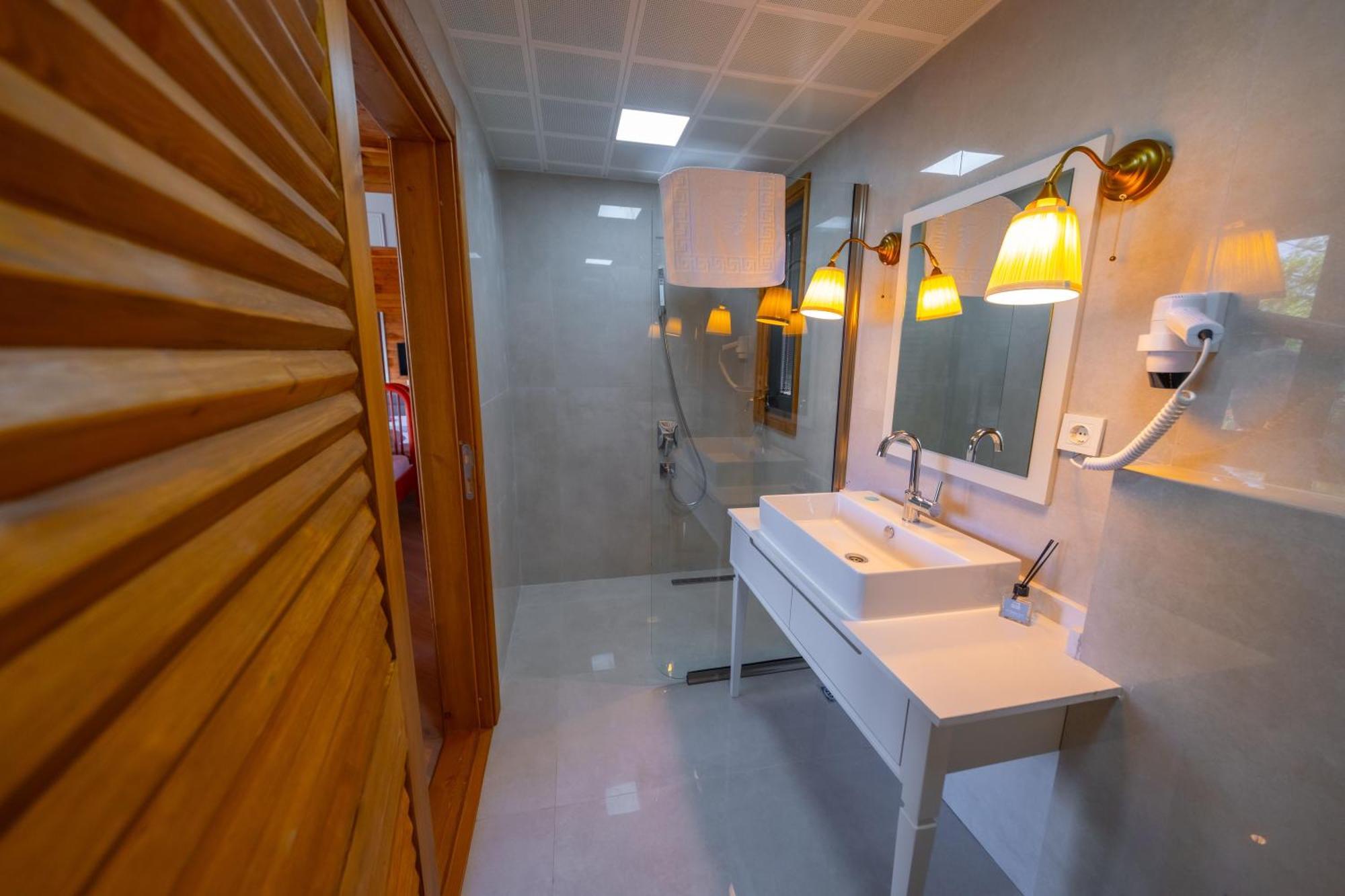 Botanik Goel Evleri Hotel Bucak Екстериор снимка